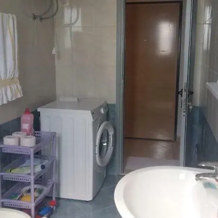 Guest 61 Apartament Wlora